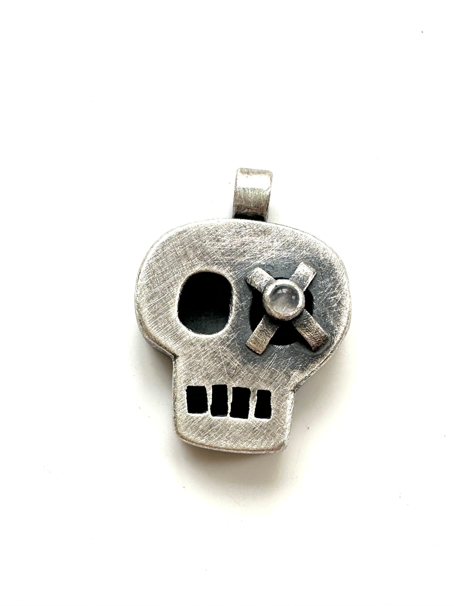 EYE PATCH SKULL