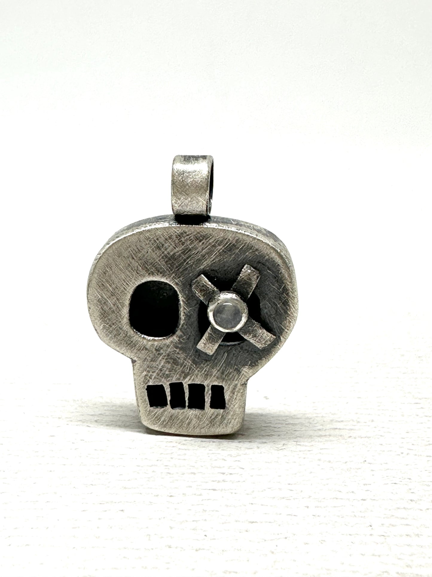 EYE PATCH SKULL