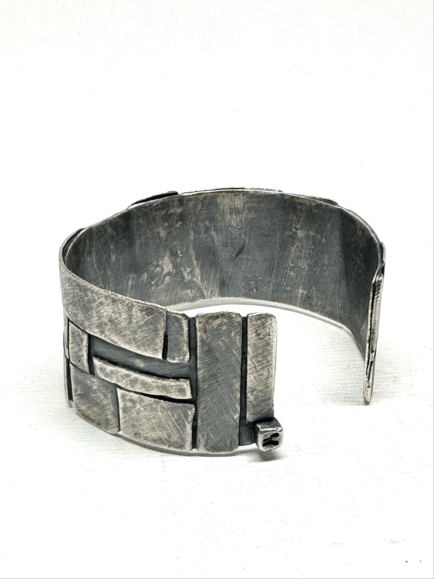 Cobblestones Armour Cuff