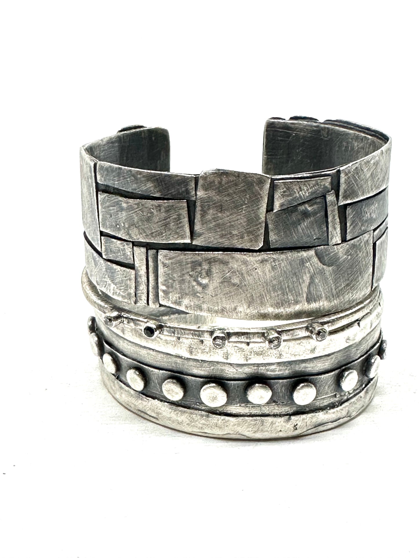 Cobblestones Armour Cuff